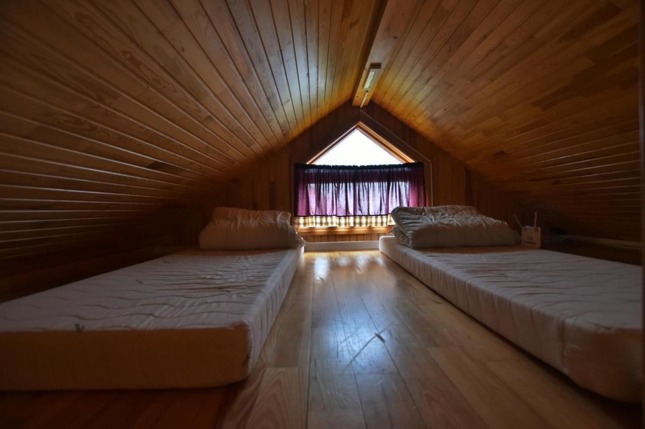 Solbrekka Holiday Homes Mjoifjorthur Bagian luar foto
